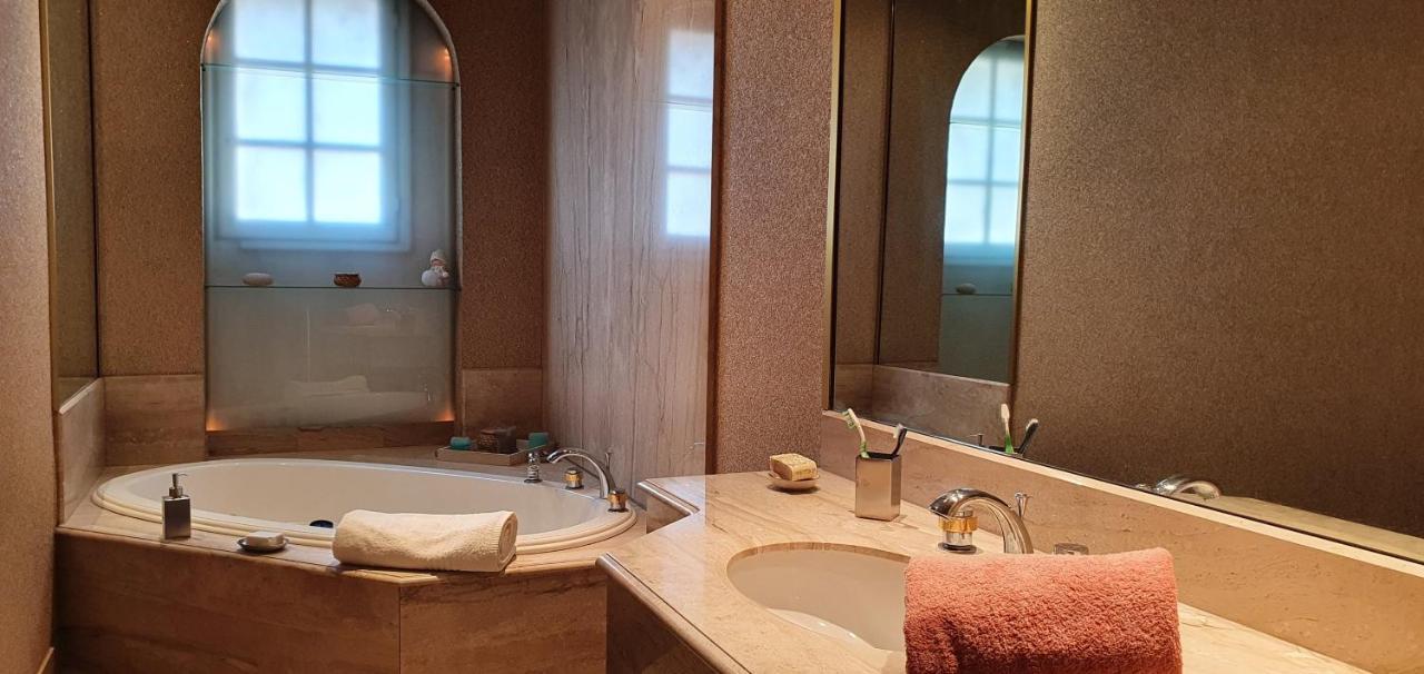 La Casa De Margarita Y Sisco, Villa Avec Piscine 카르카손 외부 사진